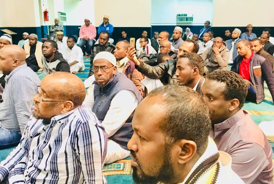 SH CABDULQADIR AL-AHDAL OO MUXAADARO KA JEEDIYAY MASJID ASH-SHAFICI